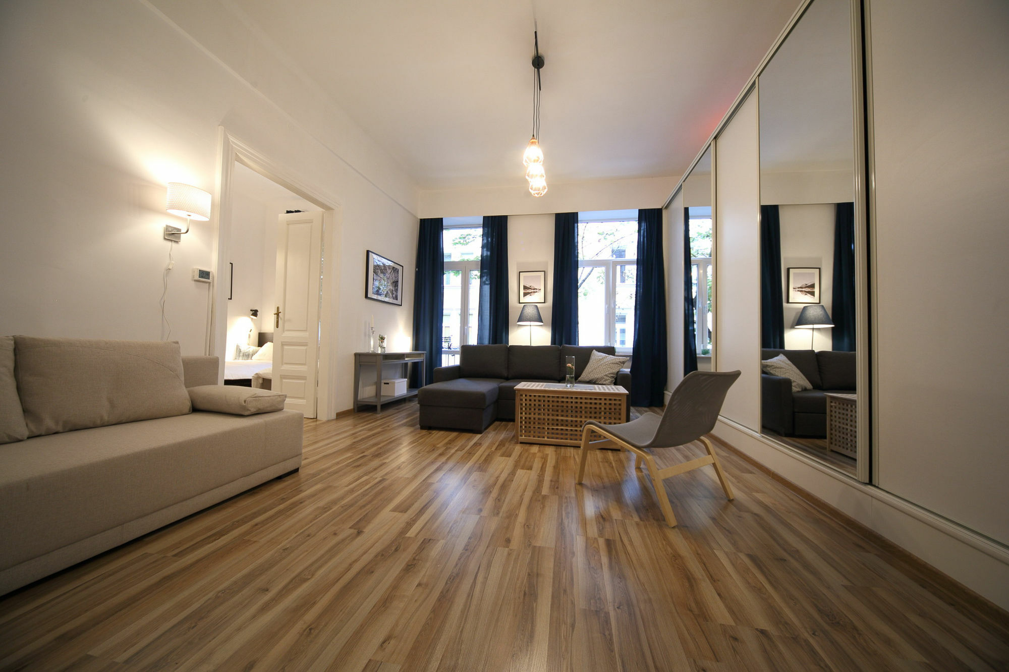 Old Town Friendhouse Apartment